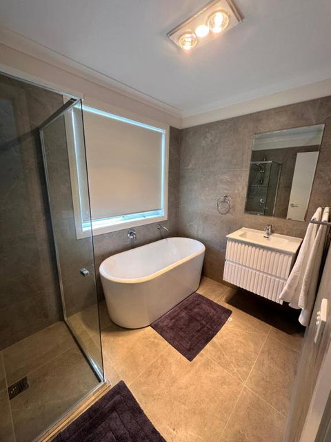Canberra 3 Bedroom Home To Remember - Accommodation Mooloolaba 1