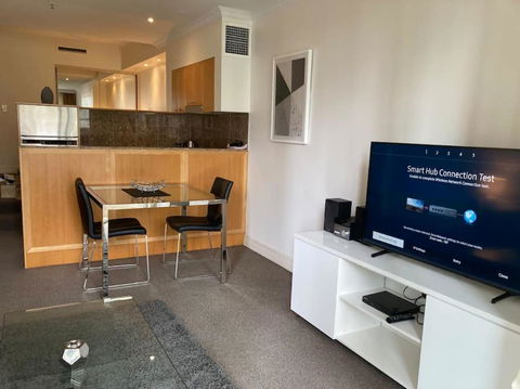 CBD Corporate Apartment BON002810 - Accommodation Mooloolaba 2