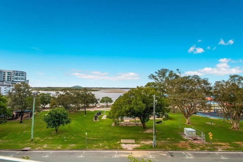 COASTAL ESCAPE@ The Cosmopolitan Unit 20806 - Accommodation Mooloolaba 0