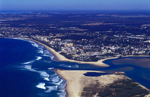 COASTAL ESCAPE@ The Cosmopolitan Unit 20806 - Accommodation Mooloolaba 1