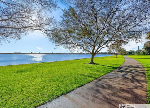 D132 Well Keep Secret Lake Home - Accommodation Mooloolaba 0