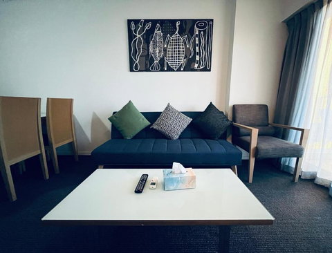 Darwin City Suites With Harbour View - Accommodation Mooloolaba 2