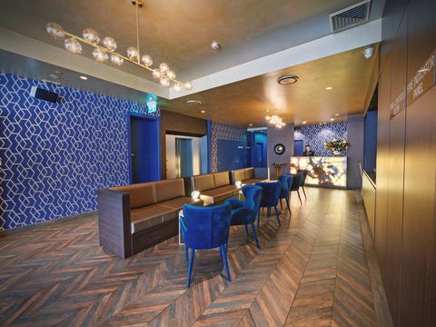 28 Hotel - Accommodation Mooloolaba 0