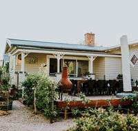 3 Willows Vineyard Cottage - Accommodation Mooloolaba