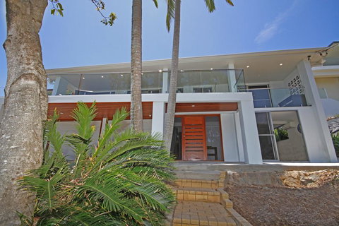 32 Barra Crescent, Coolum Beach. Bond 500, FOXTEL, WIFI, Linen Supplied - Accommodation Mooloolaba 2
