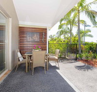 356 ' Oaks Pacific Blue' 265 Sandy Point Rd - Air conditioned direct pool access and suited for disability - Accommodation Mooloolaba