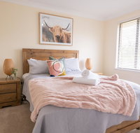 42 Rosemary Lane - Central Orange - Spacious Family Home - Quiet Lane - Accommodation Mooloolaba