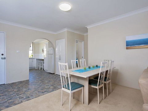 7 The Dunes @ Fingal Bay - Accommodation Mooloolaba 2