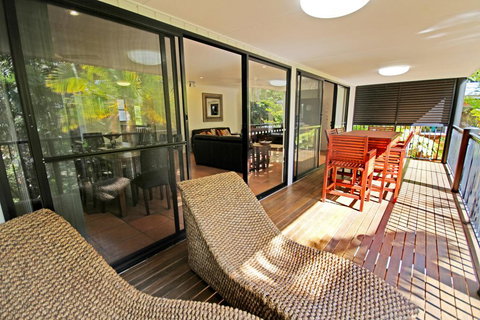 8 Springfield Avenue - Pet Friendly, Linen Included - Accommodation Mooloolaba 3