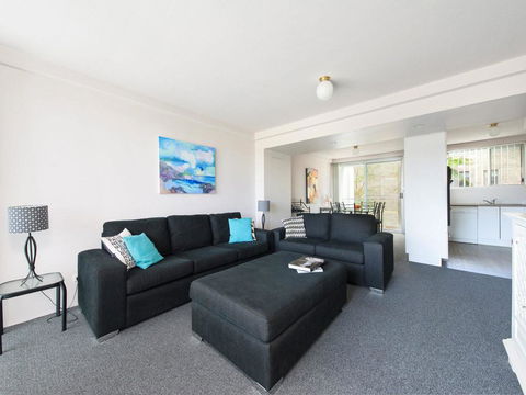9 Cirrus @ Fingal Bay - Accommodation Mooloolaba 1