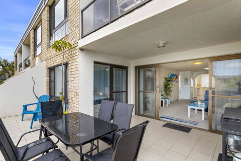 A Sea Mist At The Dunes - Fingal Bay - Accommodation Mooloolaba 1