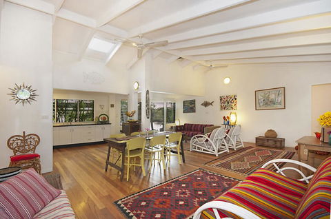A SWEET ESCAPE - Aluna - Accommodation Mooloolaba 0