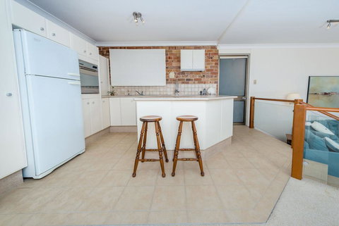 A Yachtsmans Rest, Unit 4/37 Victoria Parade - Accommodation Mooloolaba 2