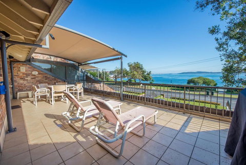 A Yachtsmans Rest, Unit 4/37 Victoria Parade - Accommodation Mooloolaba 0