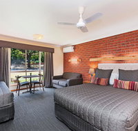 AAt 28 Goldsmith Motel - Accommodation Mooloolaba
