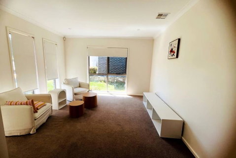 Entire 4 BR House In Moncrieff Close To Playground - Accommodation Mooloolaba 2