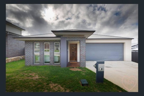 Entire 4 BR House In Moncrieff Close To Playground - Accommodation Mooloolaba 1