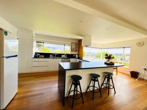 Garden House 15 Min To Hobart CBD - Accommodation Mooloolaba 3