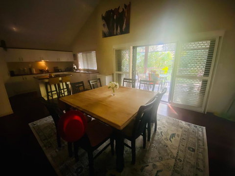 Hallorans Hill Holiday Home - Accommodation Mooloolaba 3