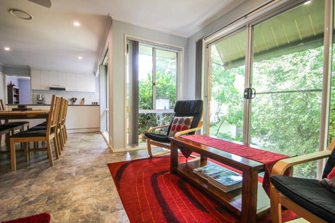 Hargreaves House - Accommodation Mooloolaba 3