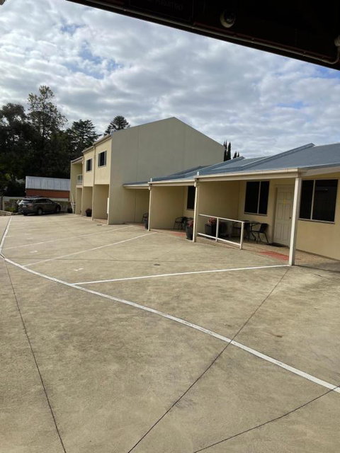 Hibernian Hotel - Accommodation Mooloolaba 2