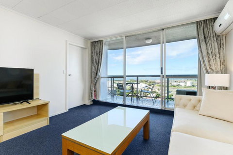 Highpoint International Hotel - Accommodation Mooloolaba 2