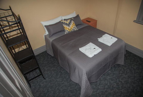 Hotel Cessnock - Accommodation Mooloolaba 2