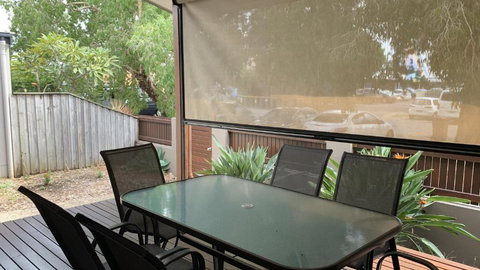 Hook Wine Sinker - Accommodation Mooloolaba 1