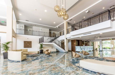 Hope Harbour Hotel - Accommodation Mooloolaba 3