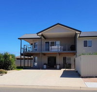 Agape Holiday Home - Accommodation Mooloolaba