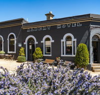 Albert Guest House and Mills Spa Suites - Accommodation Mooloolaba