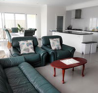 Alkimos Beach Retreat - Accommodation Mooloolaba