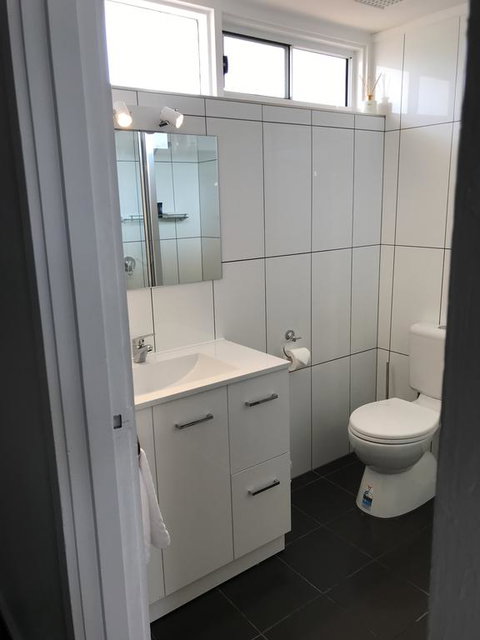 Allambie Motel - Accommodation Mooloolaba 0