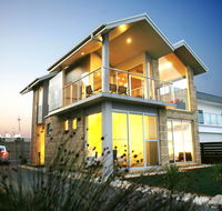 Aloha Beachfront Port Fairy - Accommodation Mooloolaba
