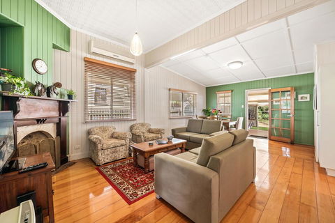 Ambiente Cottage - Pet And Family Friendly - Accommodation Mooloolaba 2