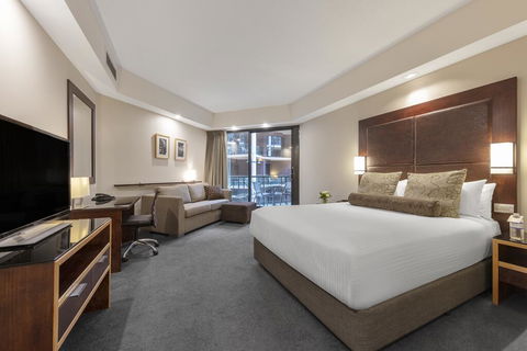Amora Hotel Riverwalk - Accommodation Mooloolaba 3