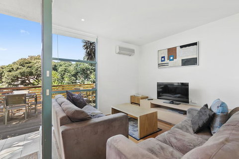 Anglesea River Apartments - Spa Apartment 40 - Accommodation Mooloolaba 1