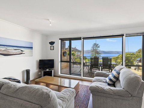 APARTMENT 26 PACIFIC APARTMENTS - Walk To Town - Accommodation Mooloolaba 0