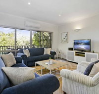 APOLLO BAY HOLIDAY HOUSE - walk to beach  wifi - Accommodation Mooloolaba