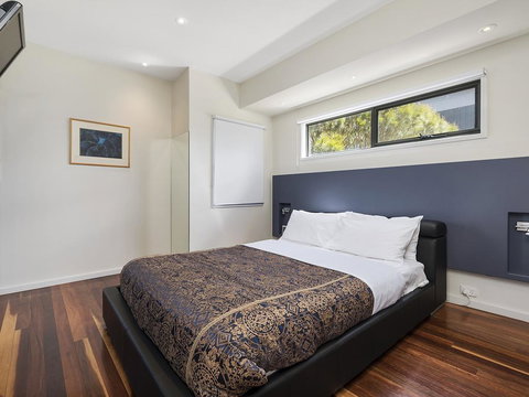 Apollo's - Accommodation Mooloolaba 3