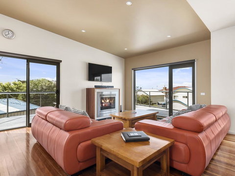 Apollo's - Accommodation Mooloolaba 0