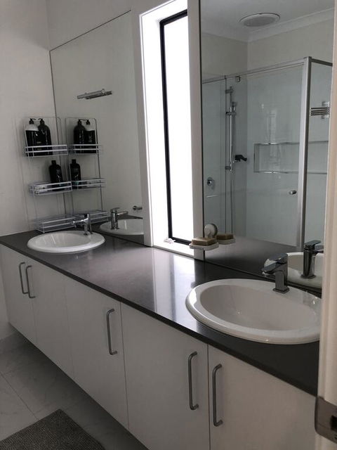 Apple House Upper Point Cook - Accommodation Mooloolaba 3