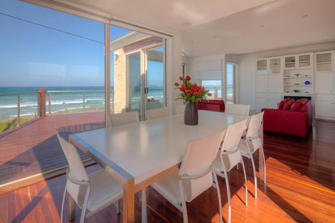 Aqua Luna - Accommodation Mooloolaba 2
