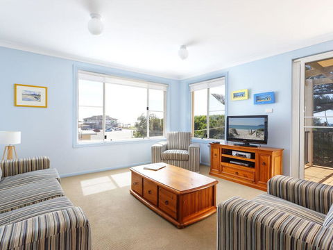 Aquarius Apartment 7 - Accommodation Mooloolaba 2