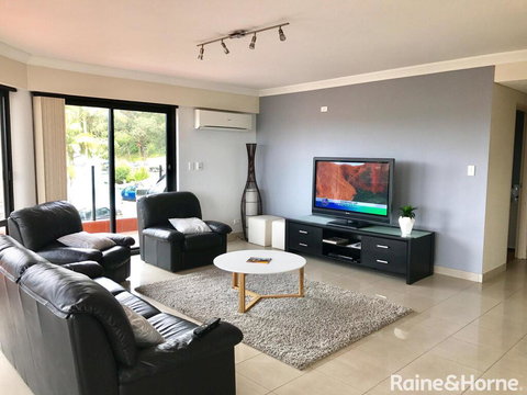 Ash Sienna - 2/49 Ash Street, Terrigal - Accommodation Mooloolaba 3