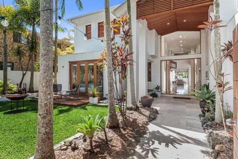 Luxurious, Tropical Haven, Mooloolaba- Moonda5 - Accommodation Mooloolaba 0