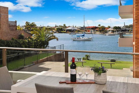 Luxury 2 Bedroom Unit Mooloolaba - Accommodation Mooloolaba 1