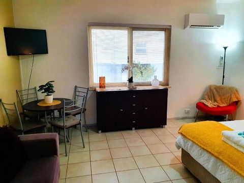 M104 West Perth Studio Apartment Near Kings Park - Accommodation Mooloolaba 3