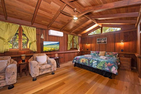 MANGO LODGE River Heads - Accommodation Mooloolaba 1