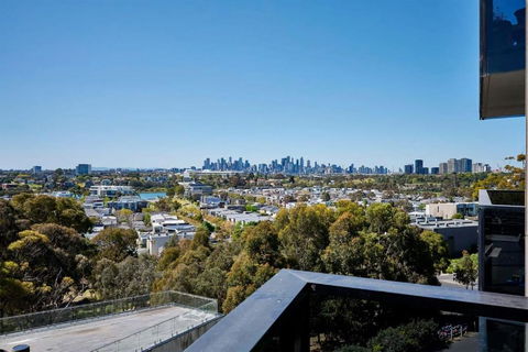 Maribyrnong Marvel Charm With Cityscape Bliss - Accommodation Mooloolaba 3